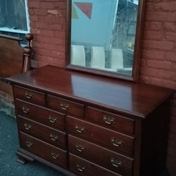 Antique Solid Cherry Oak Wood Dresser Set With Queen Size Bed Frame And Night Stand
