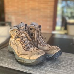 Vasque Genuine Leather Hiking Boots 