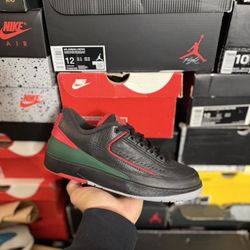 DS Jordan 2 Low Christmas size 5.5Y