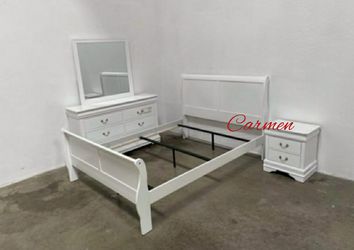 Beek 4-Piece White sleigh bedroom set