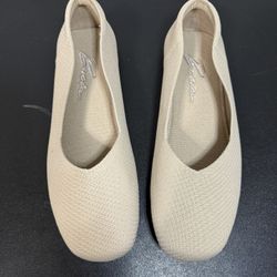 New Bacia Women Flat Shoes size 10.5