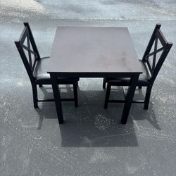 Table & 2 Chairs 