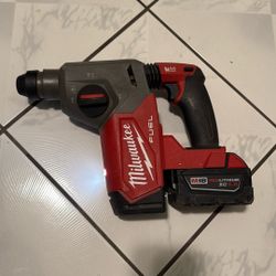 Milwaukee Rotary Hammer