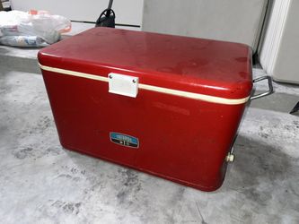 VINTAGE THERMOS COOLER WITH HANDLES