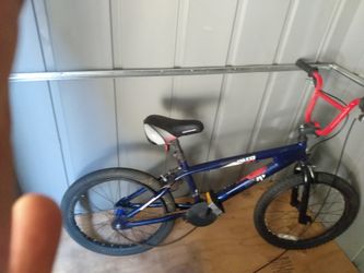 Schwinn and red line 20-in bikes
