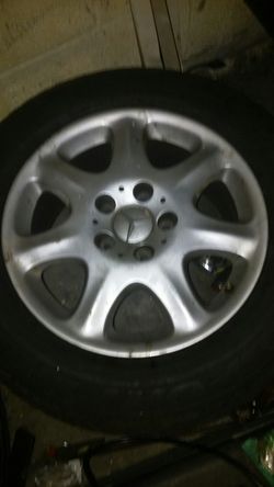 Mercedes benz rim