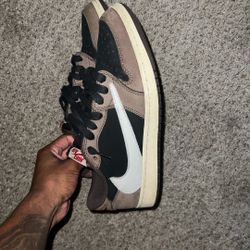 Travis Scott Lows