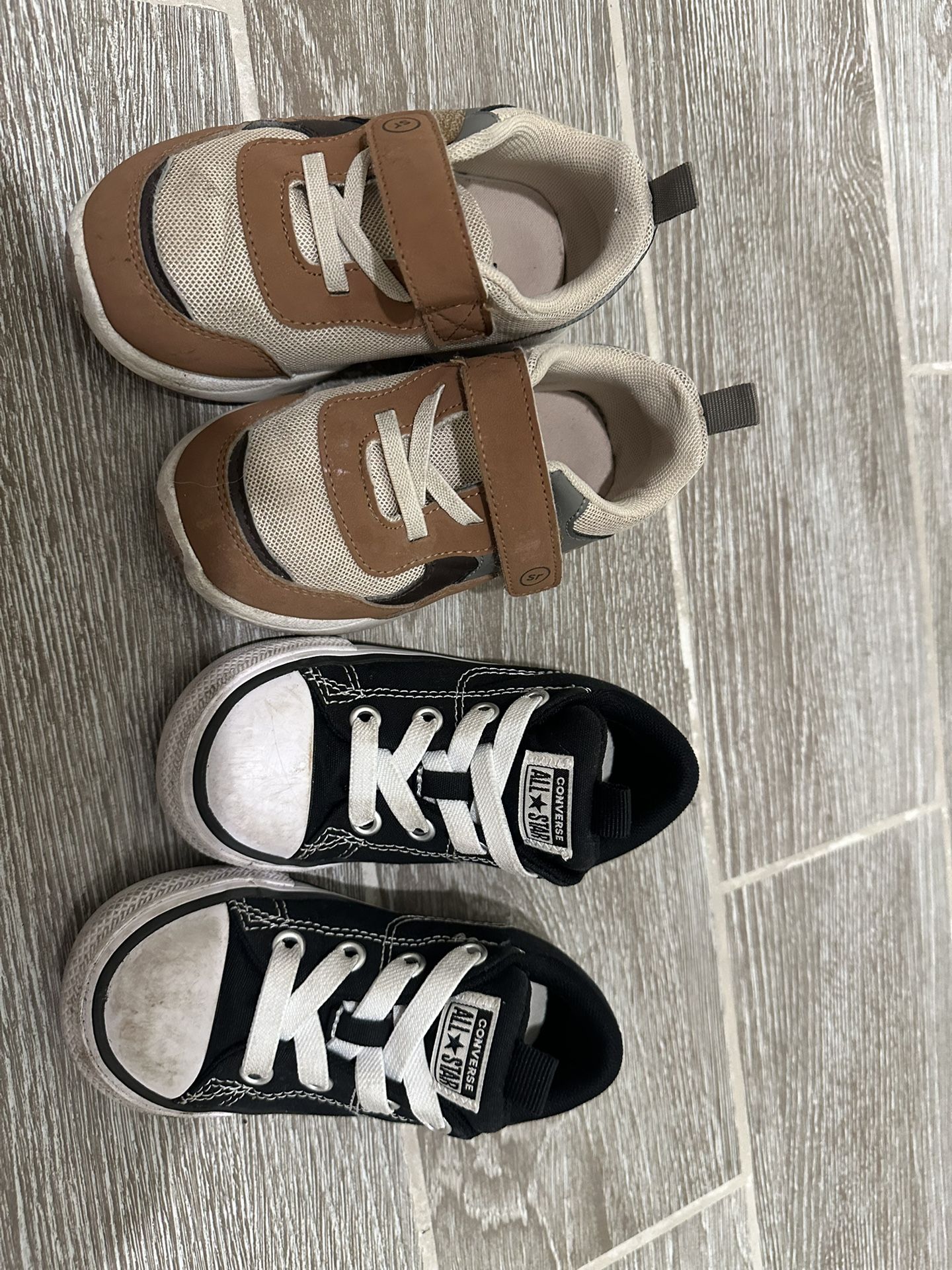 Stride Rite Shoes Size 9 And Converse Size 9 Toddler Boy