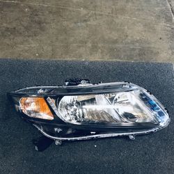 Passenger Side OEM Headlight 2013-2015 Honda Civic Sedan / Excellent Condition