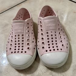 Girls Native Size 8c