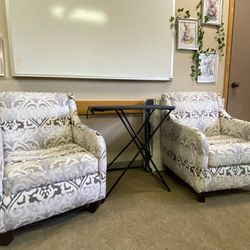 Lounge Chairs 2