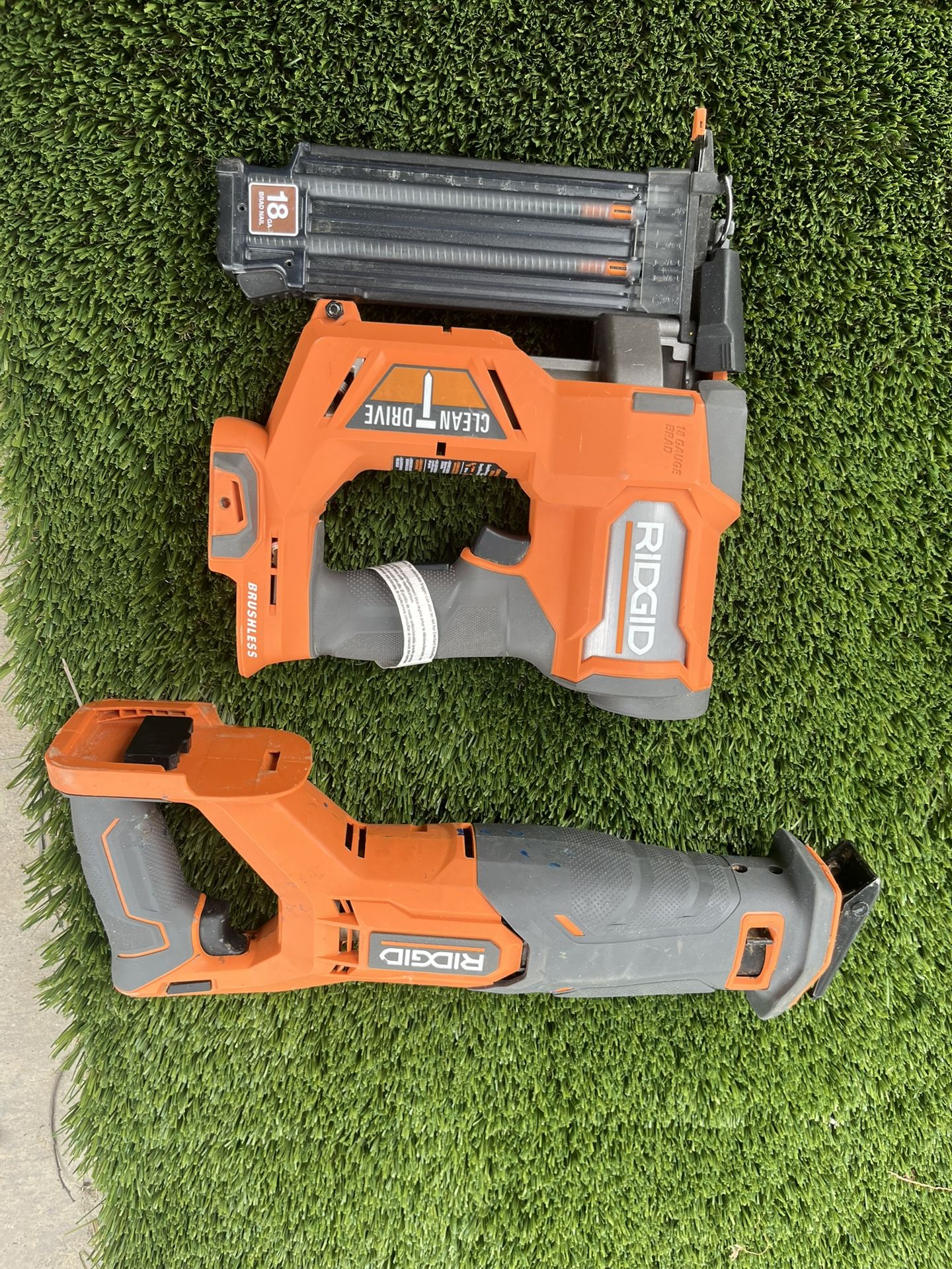 RIDGID TOOLS 18 V NO BATTERY OR CHARGER