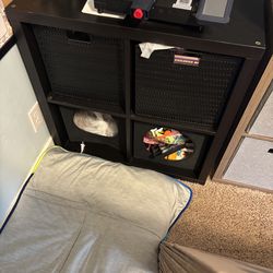 Black 4 cube organizer