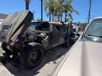 2002 Humvee