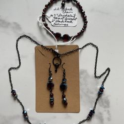 Beautiful necklace set
