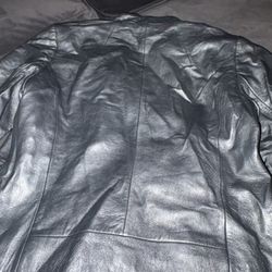 BCBGMAXAZRIA LEATHER JACKET