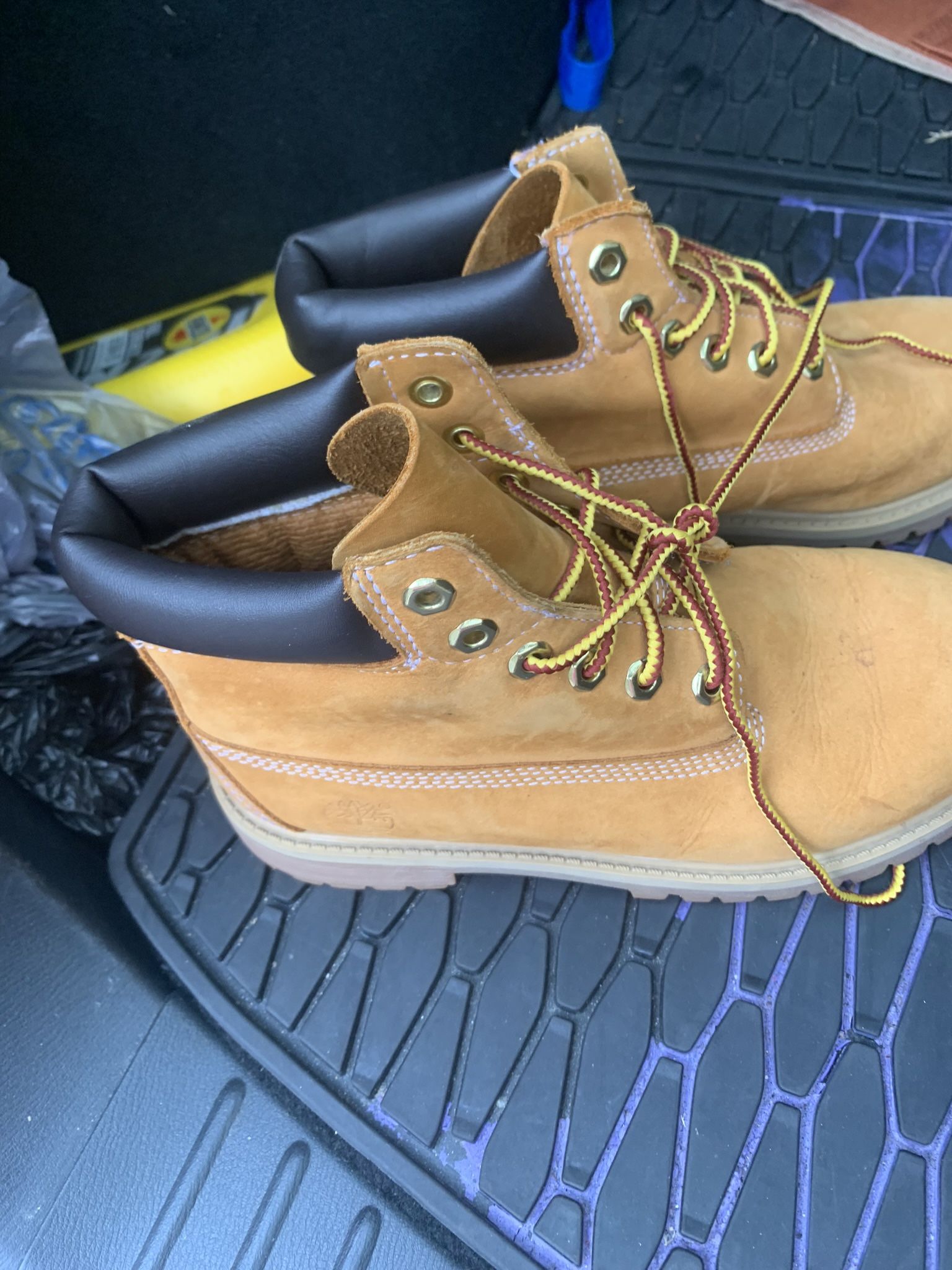 Timberland Boots SIZE 2.5