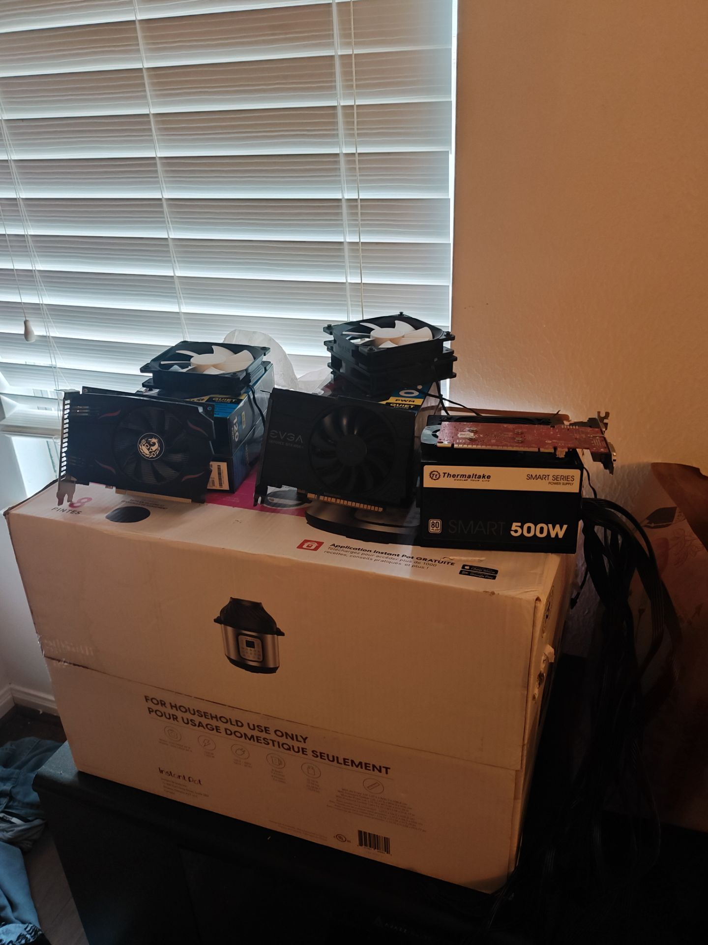 1050ti,rx 550 GTX 750,500 watt PSU, and PC fans(price is negotiable)