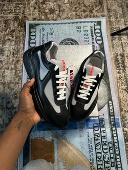 Black Prada cups