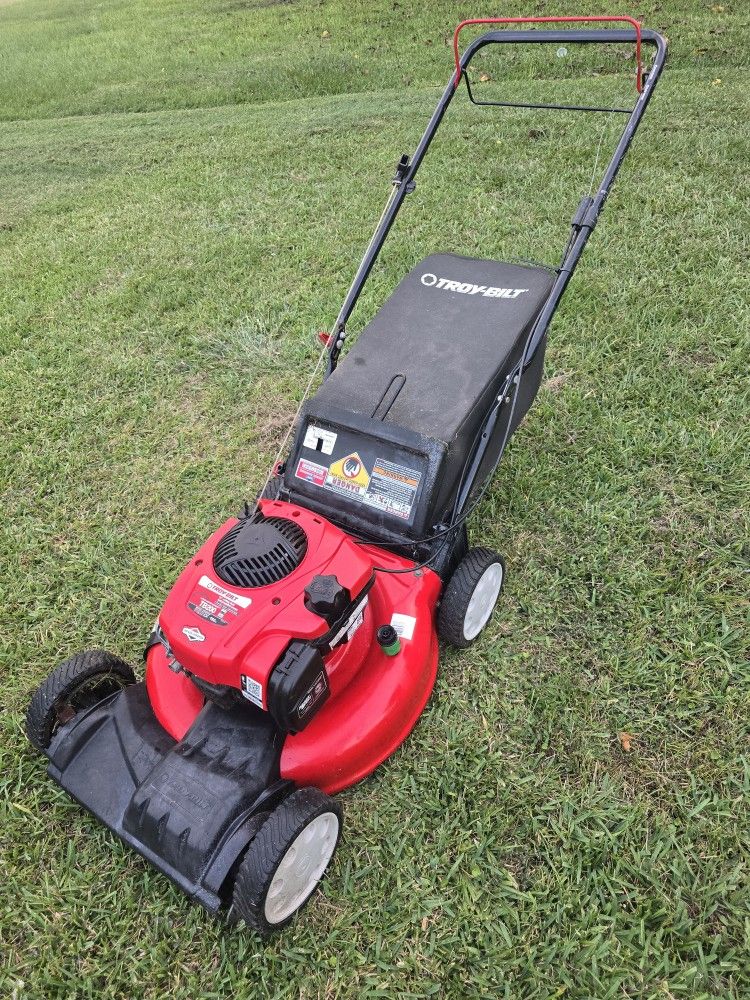 Troy-bilt 21" Self-propelled Lawn Mower 