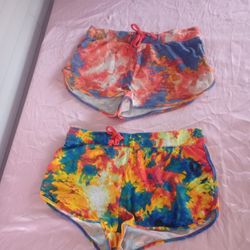 Set of 2 Urban Basics Dye Women's Shorts Sz. L