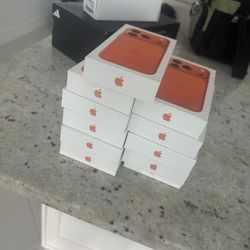 BRAND NEW IPHONE 17 PRO MAX 256 GB ORANGE 