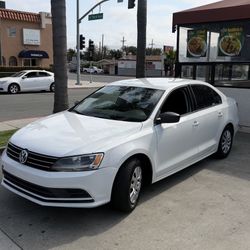 2016 Volkswagen Jetta  7,950$