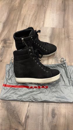 Prada boots size 6