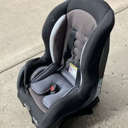 Evenflo Convertible Baby Car seat 
