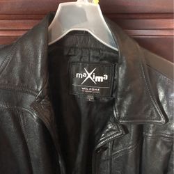 Women’s large maxima Wilsons leather jacket