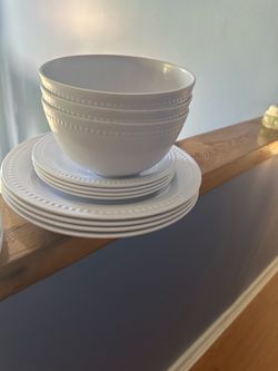 Free Plastic Dishes