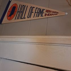 HALL OF FAME PENANT 