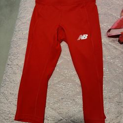 Womens Red New Balance Capri Cropped Leggings 
