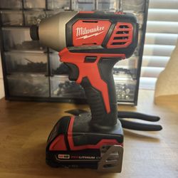 Milwaukee M18 Impact Driver 