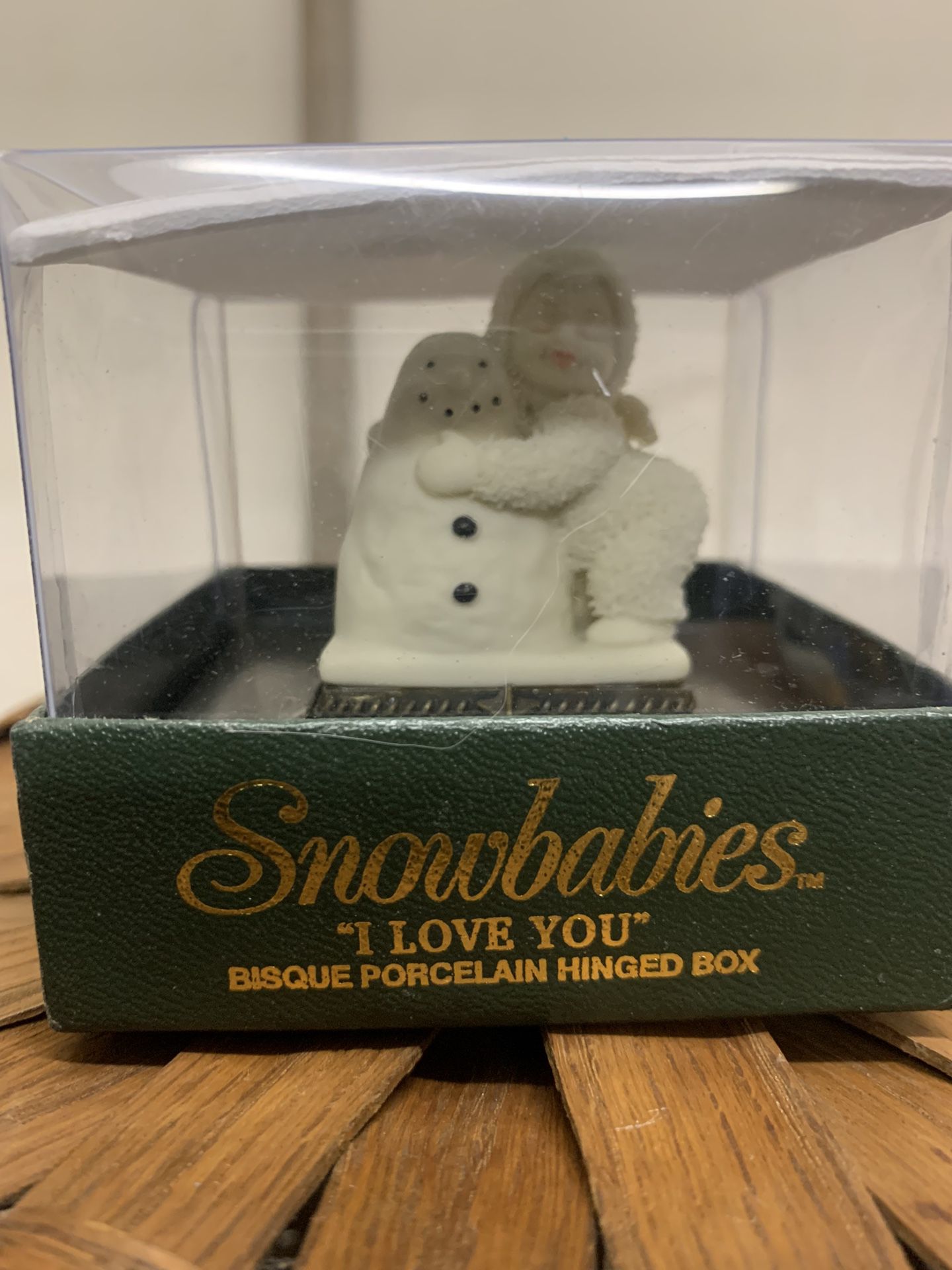 Snowbabies “I Love You” Bisque Porcelain Hinged Trinket Box