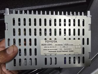 Pioneer Preamp pulled from 95 Lexus ES300 - GM8246zt