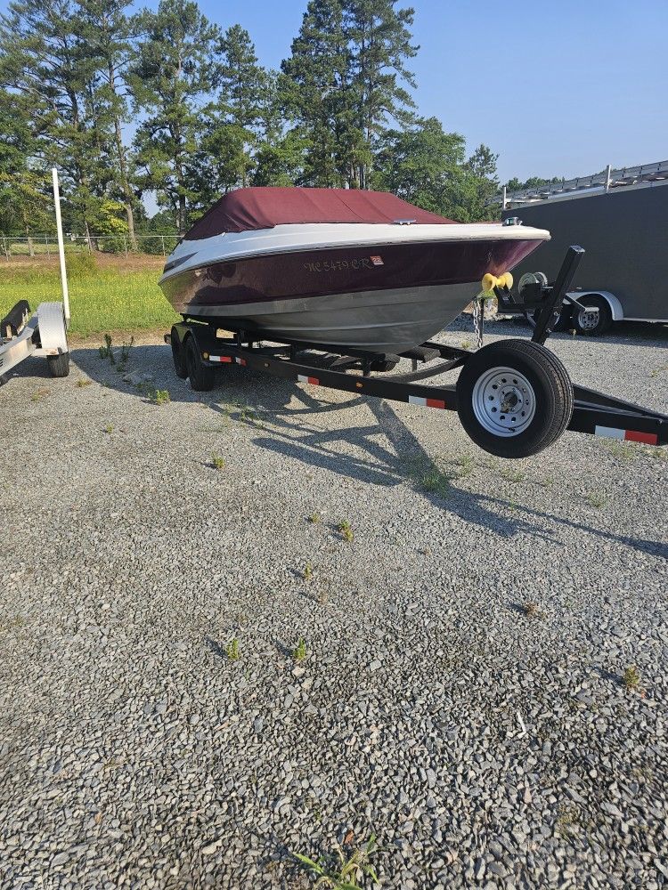 1996 Maxum 2100SR