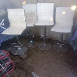 Se Venden 4 X 50