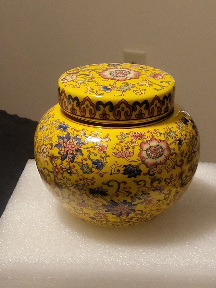 Chinese Tea Canister