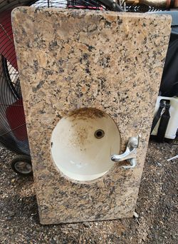 SINK $35 OBO MUST GO