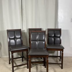 Upholstered 24” Dining Chairs (4) / Sillas Altas