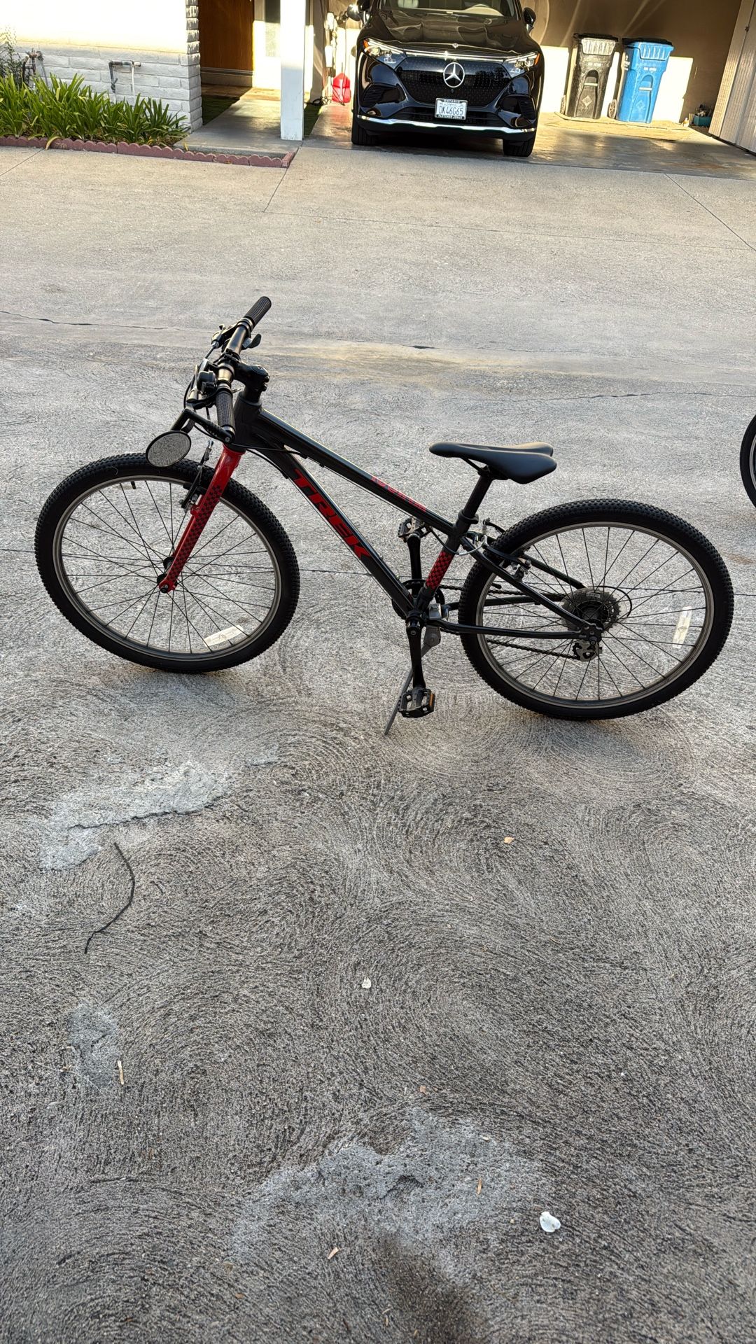 Trek Kids Bike - Red And Black Wahoo!