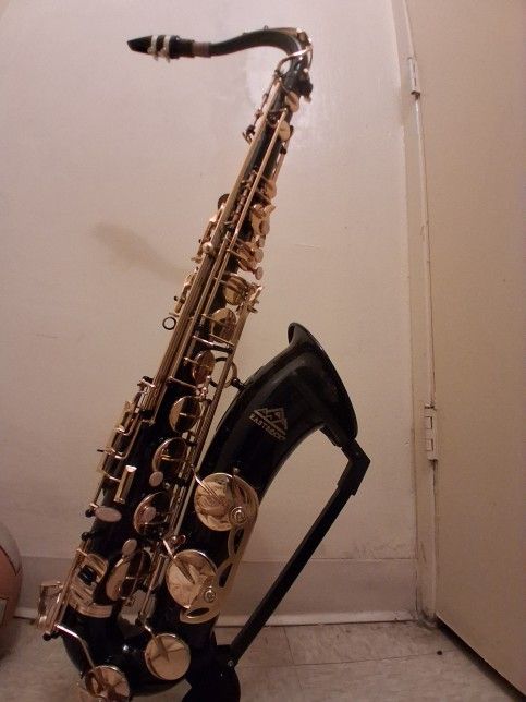 EASTROCK Tenor Saxophone Bb Black/Gold Laquer