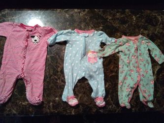 0-3, 3-6, 6-9 clothes and baby bath