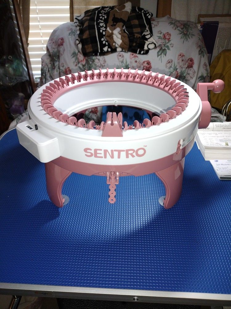 SENTRO 40 Needles Knitting Machine With Row Counter And Plain/Tube Weave  key for Sale in Palmdale, CA - OfferUp