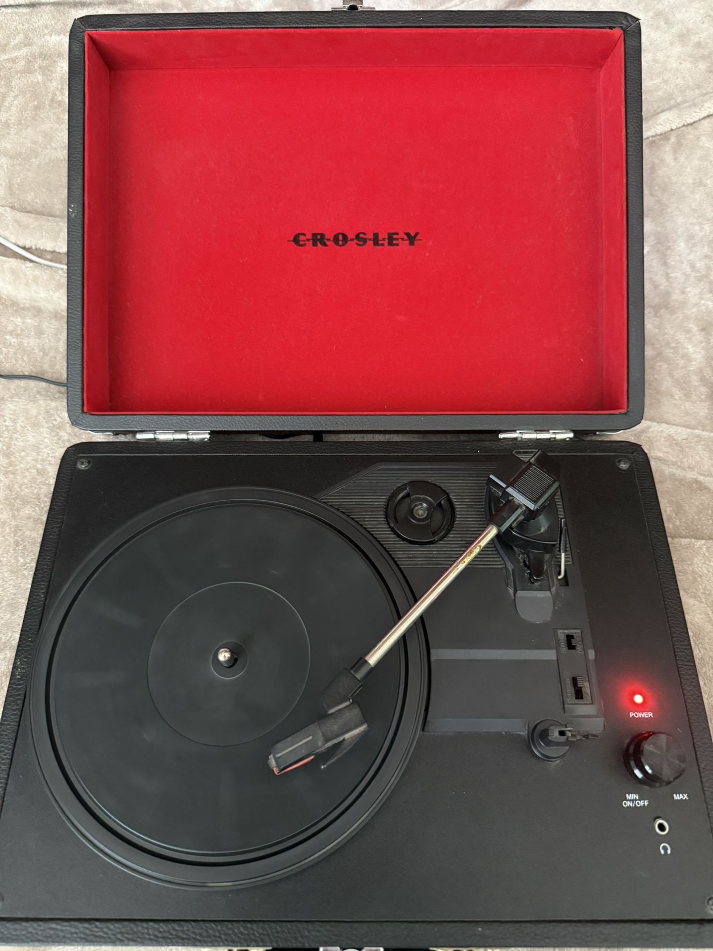 Vintage Crosley Vinyl Record Player