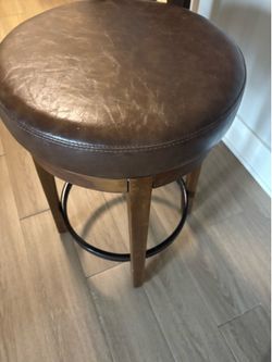 Set of 3 Counter Height Bar Stools – Cushioned Seats