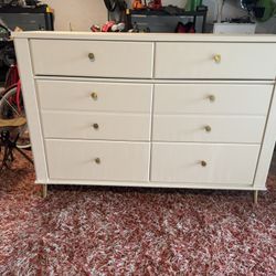 Dresser / Changing Table