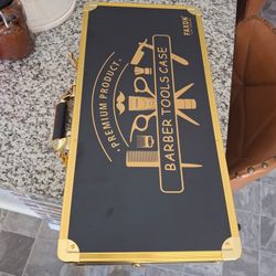 Barber tools case
