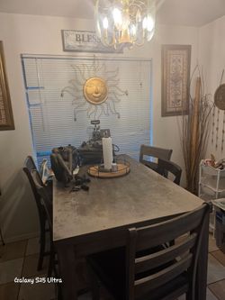 Kitchen table with 4 chairs